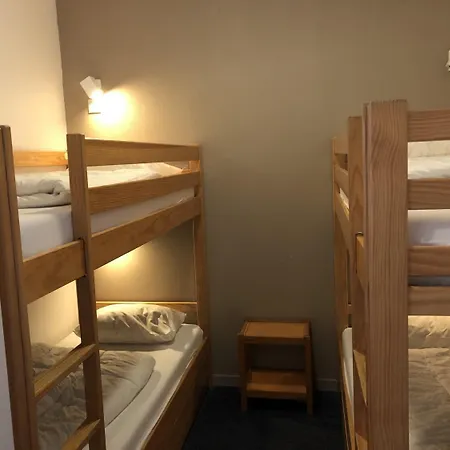 Apartment Le - Piscine - Pour 6 Personnes Mae-4923