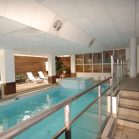 Le - Piscine - Pour 6 Personnes Mae-4923 * Eaux-Bonnes